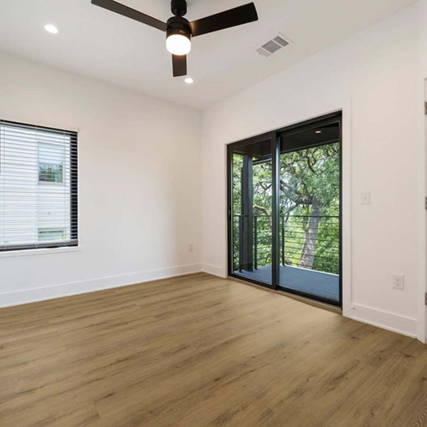 Venetian White Oak Rigid Core Vinyl