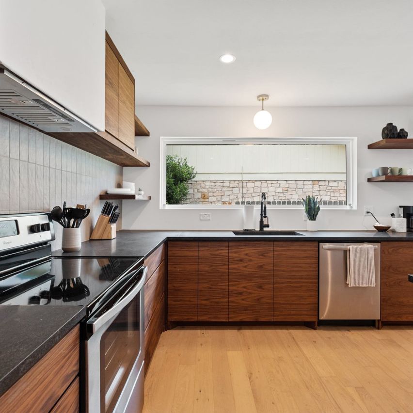 Wire Brushed Chalet White Oak 5