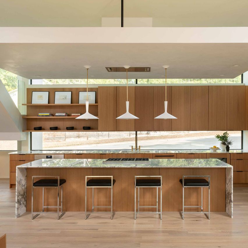 Wire Brushed Ivory White Oak