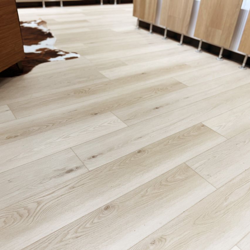 Mont Blanc White Oak Flooring - 9