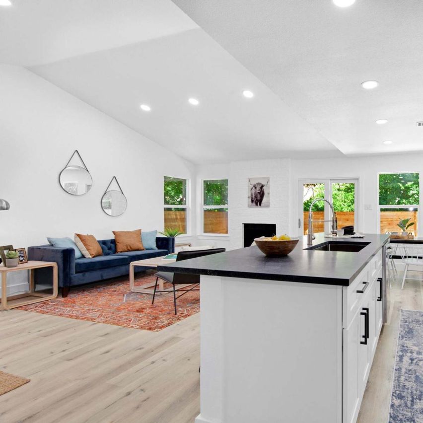 Nordic White Oak Rigid Core Vinyl
