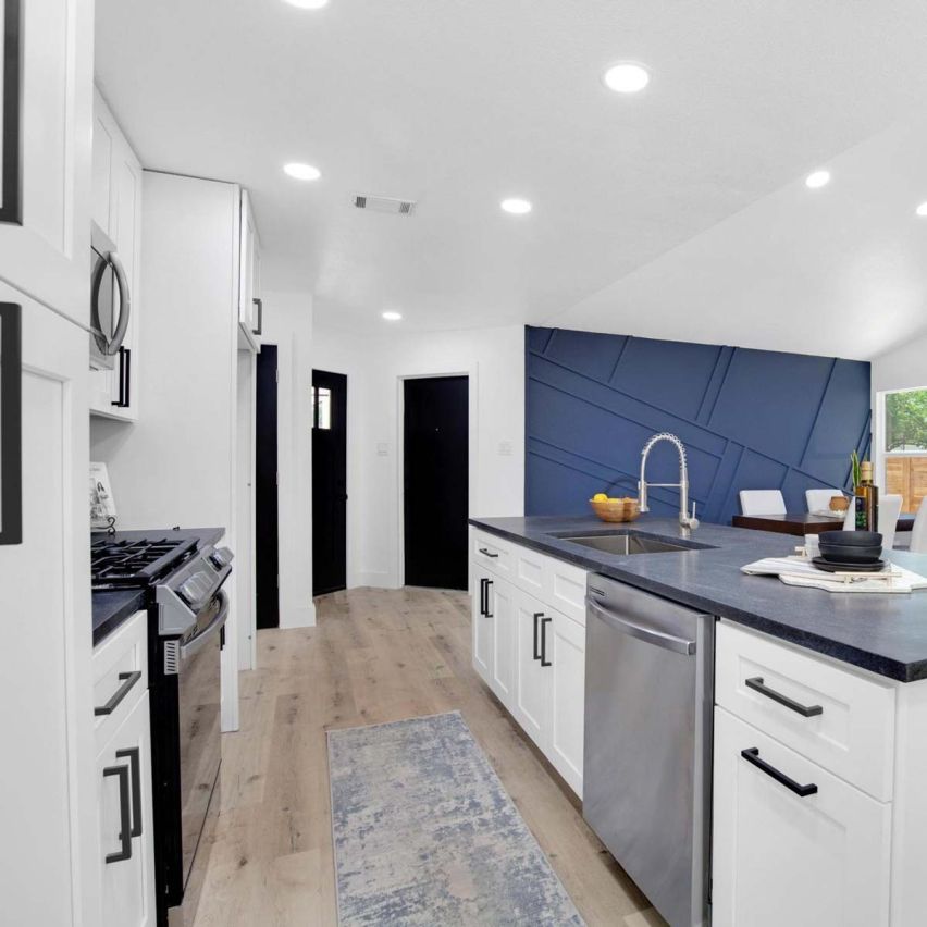 Nordic White Oak Rigid Core Vinyl