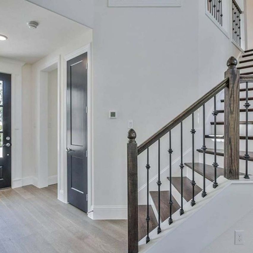 Wire Brushed Stonebridge White Oak Flooring