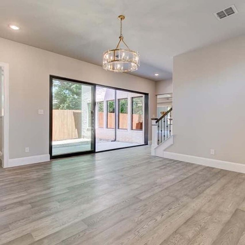 Wire Brushed Stonebridge White Oak Flooring