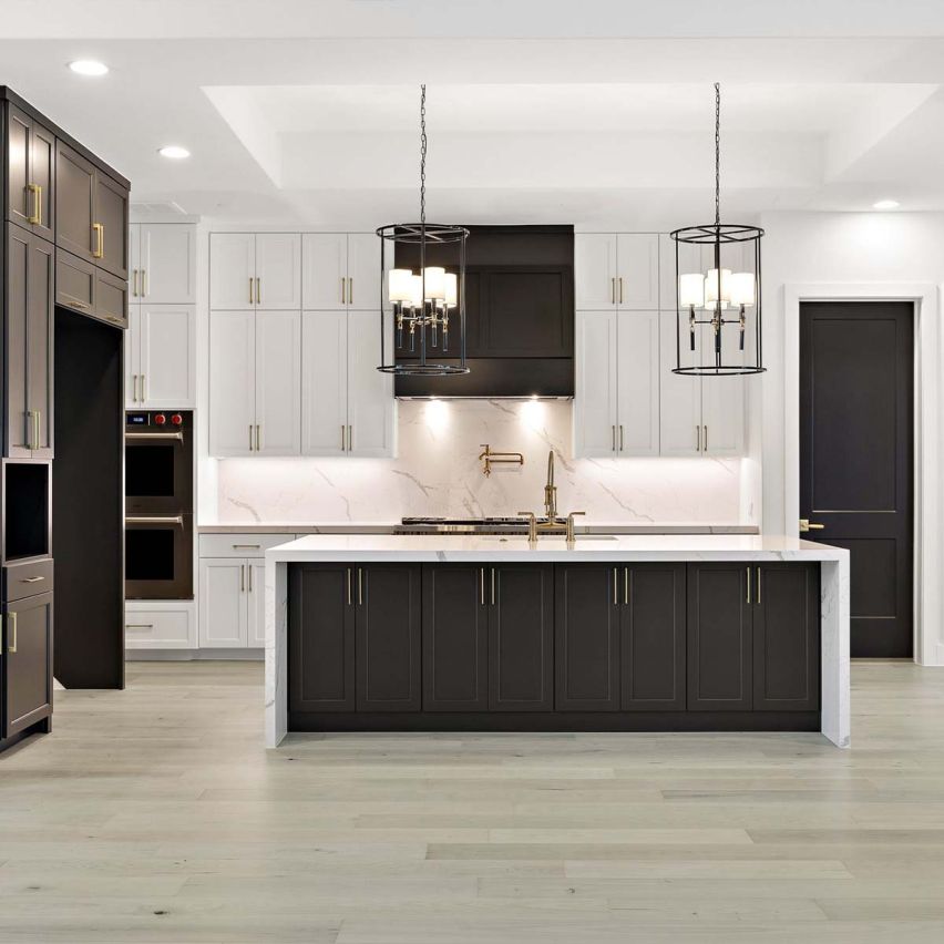 Smooth Valencia Maple Flooring - 7.5