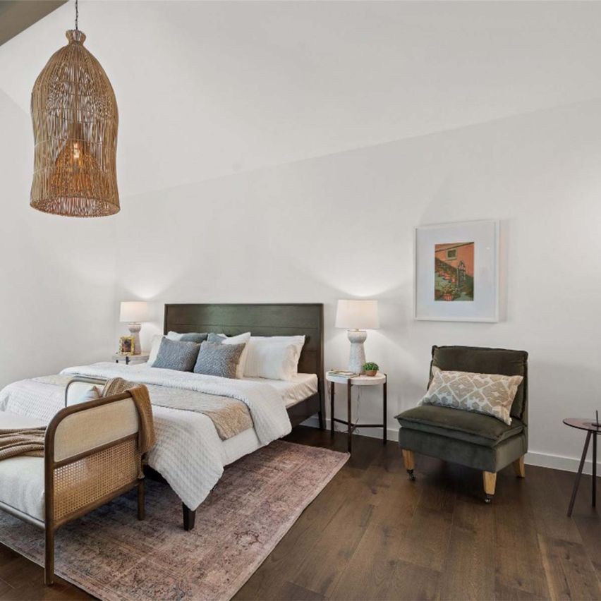 Wire Brushed Yellowstone Hickory Flooring - 7.5